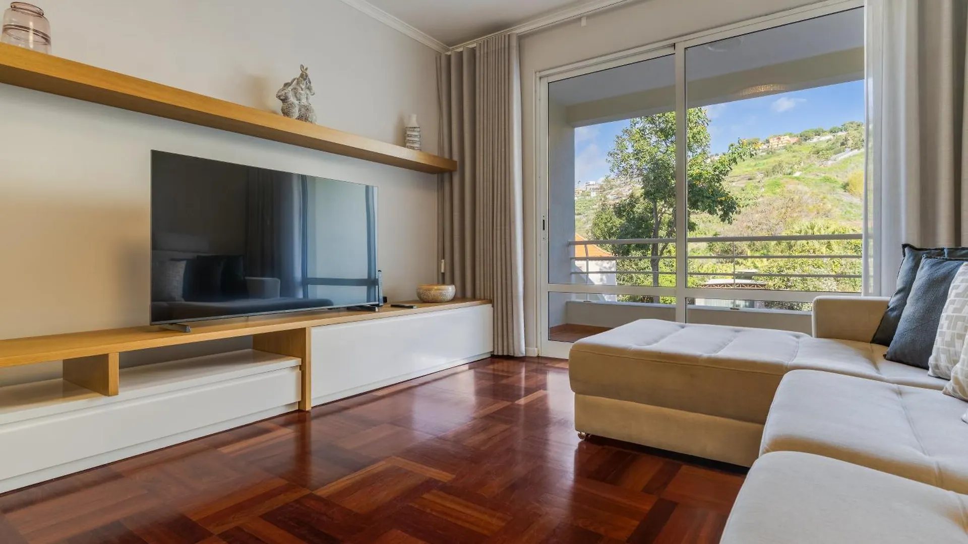 Apartment Famous Stay Madeira Funchal  Portugal